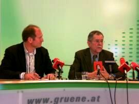 071218vanderbellen1.jpg