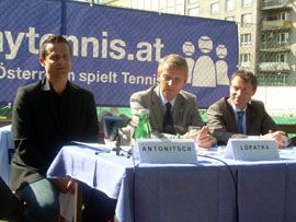 080430tennis.jpg