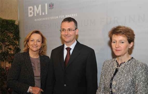 04032011_bmi_innenministertreffen_klein.jpg