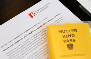 120711_mutter-kind_pass_klein.jpg